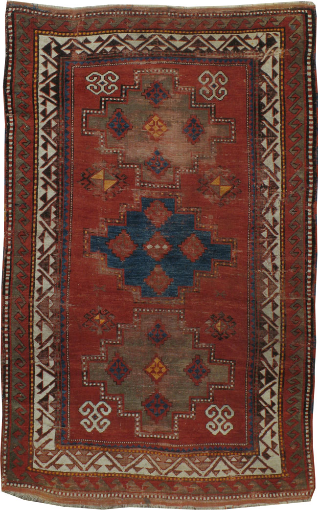Antique Kazak Distressed Rug, No.20527 - Galerie Shabab