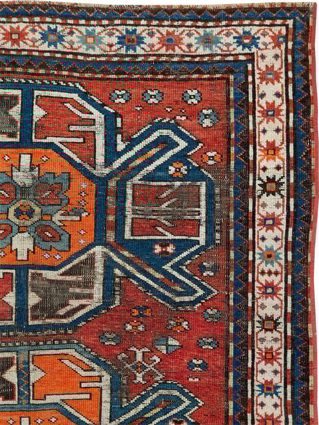 Antique Caucasian Kazak Distressed Rug, No.20529 - Galerie Shabab