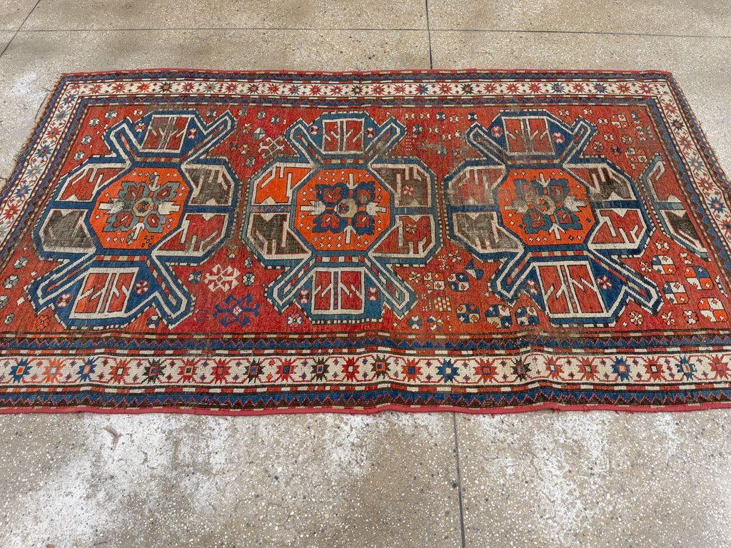 Antique Caucasian Kazak Distressed Rug, No.20529 - Galerie Shabab