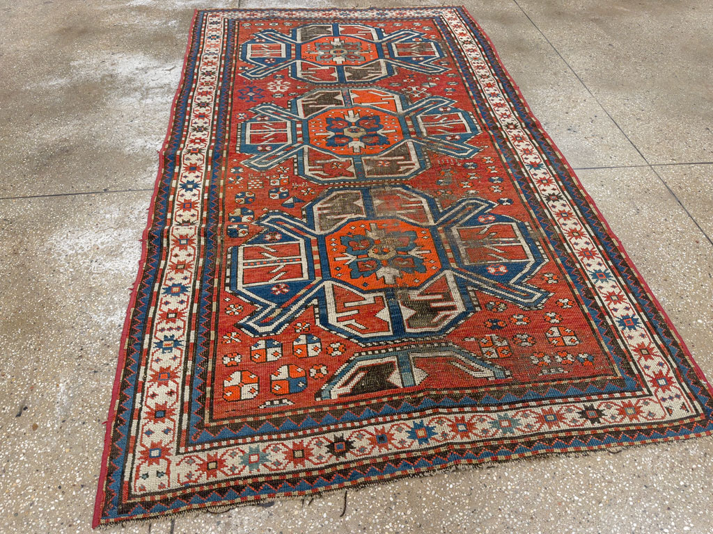 Antique Caucasian Kazak Distressed Rug, No.20529 - Galerie Shabab