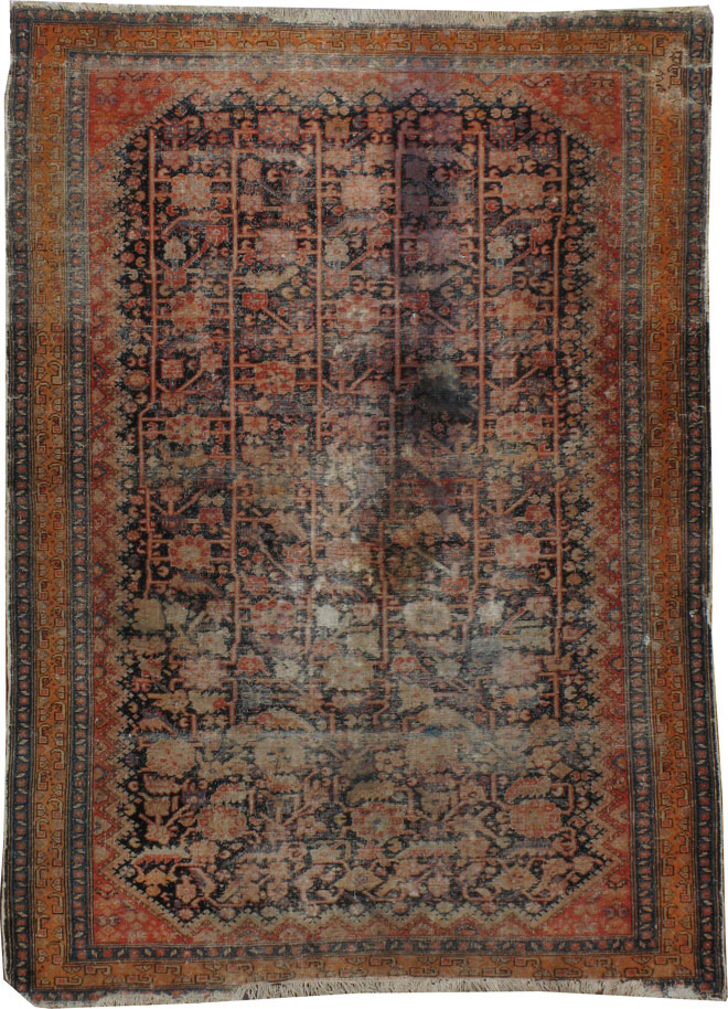 Antique Distressed Malayer Rug, No.20532 - Galerie Shabab