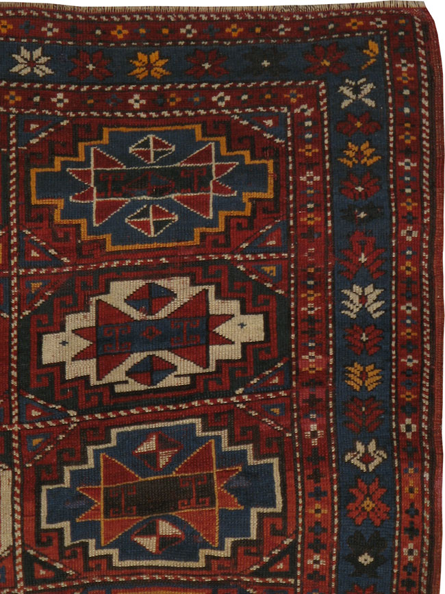 Antique Caucasian Kazak Rug, No.20535 - Galerie Shabab