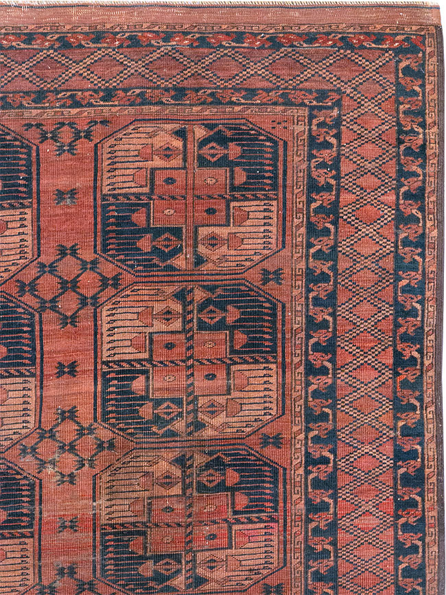 Antique Central Asian Turkoman Distressed Rug, No.20536 - Galerie Shabab