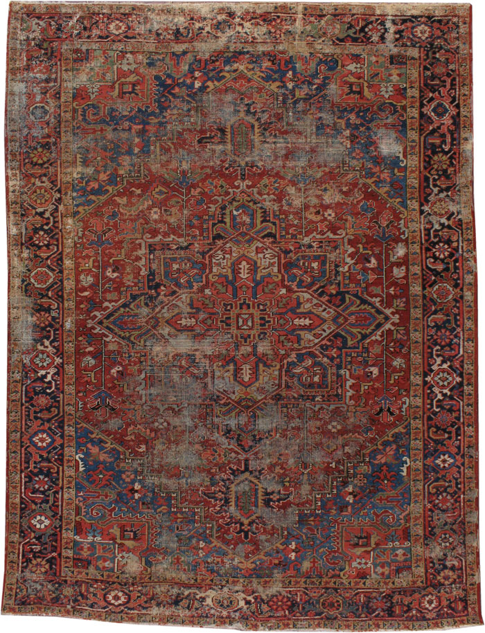 Antique Heriz Distressed Rug, No.20537 - Galerie Shabab