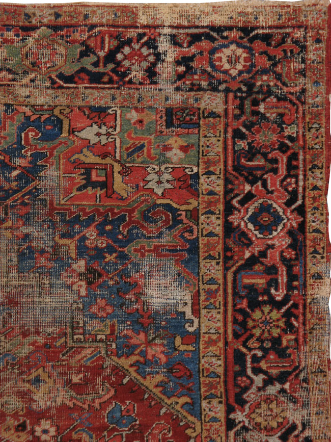 Antique Heriz Distressed Rug, No.20537 - Galerie Shabab