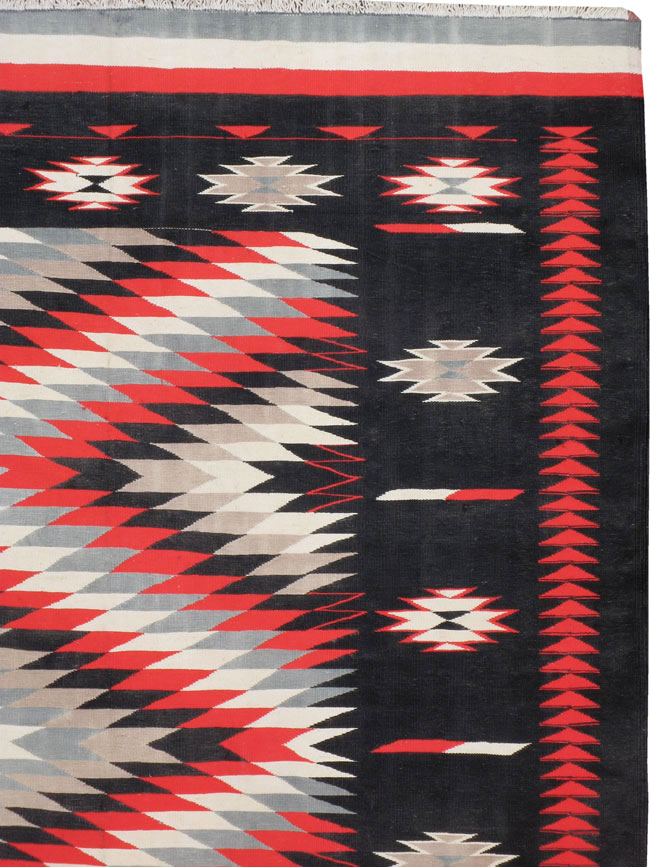 Vintage Indian Flat-weave Dhurrie Carpet, No.20550 - Galerie Shabab