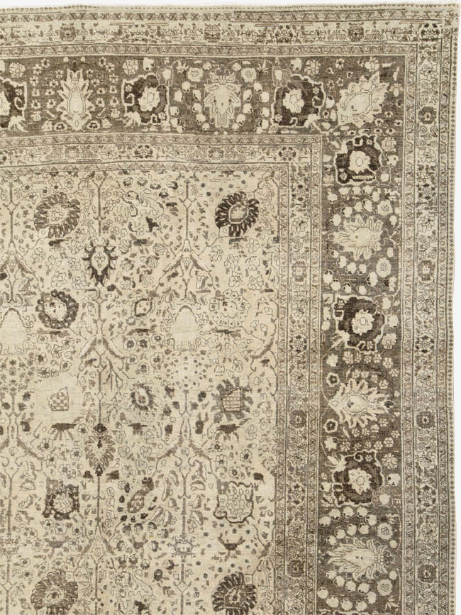 Antique Persian Tabriz Carpet, No.20552 - Galerie Shabab
