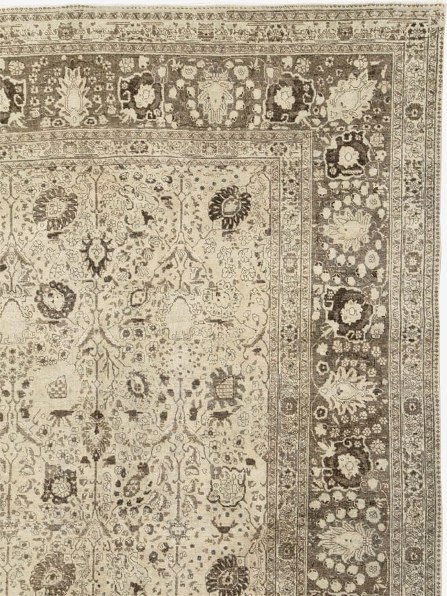 Antique Persian Tabriz Carpet, No.20552 - Galerie Shabab
