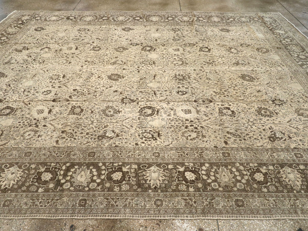 Antique Persian Tabriz Carpet, No.20552 - Galerie Shabab