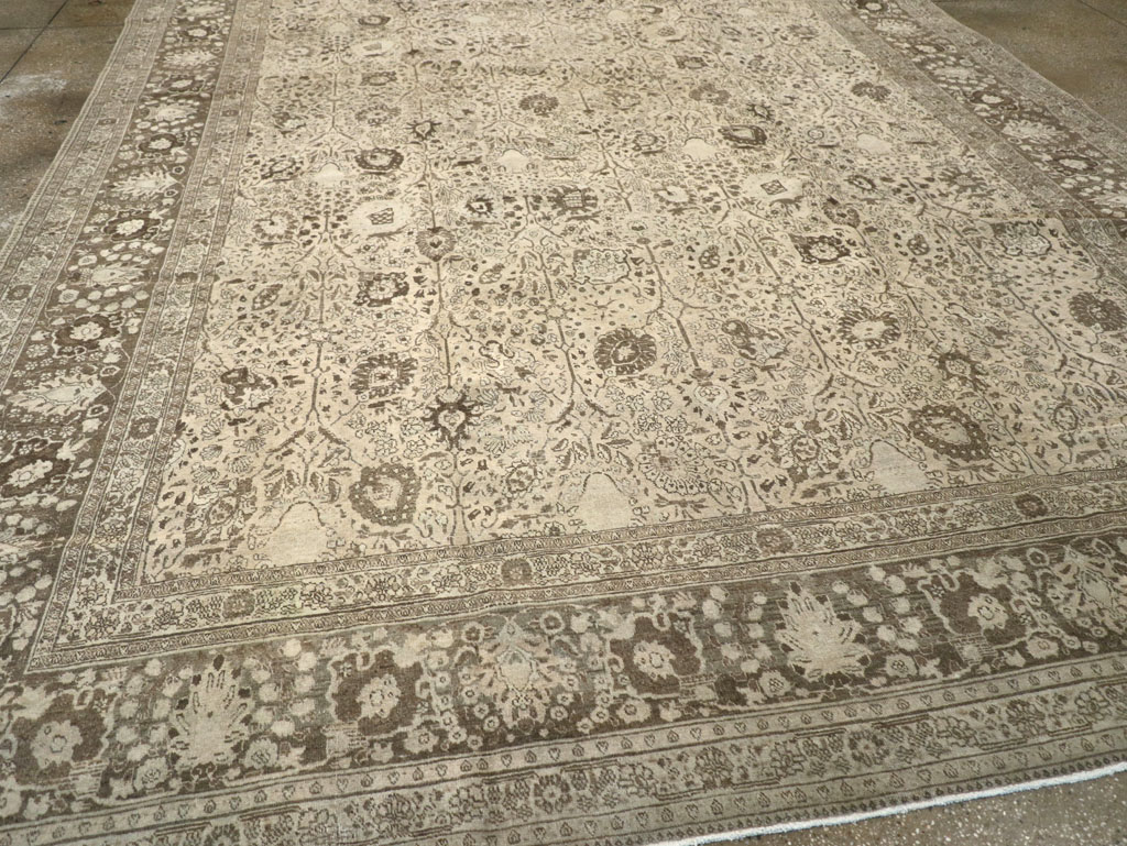 Antique Persian Tabriz Carpet, No.20552 - Galerie Shabab