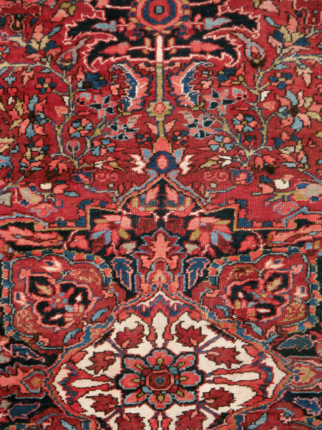 Vintage Persian Heriz Carpet, No.20566 - Galerie Shabab