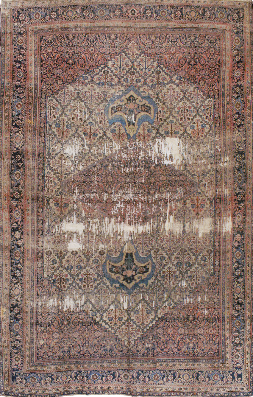 Antique Persian Bidjar Distressed Carpet, No.20569 - Galerie Shabab