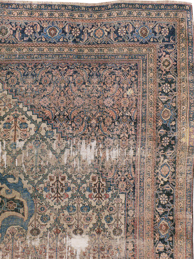 Antique Persian Bidjar Distressed Carpet, No.20569 - Galerie Shabab