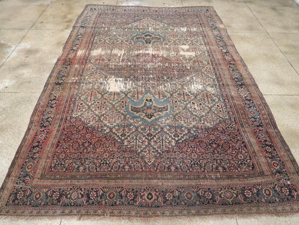 Antique Persian Bidjar Distressed Carpet, No.20569 - Galerie Shabab