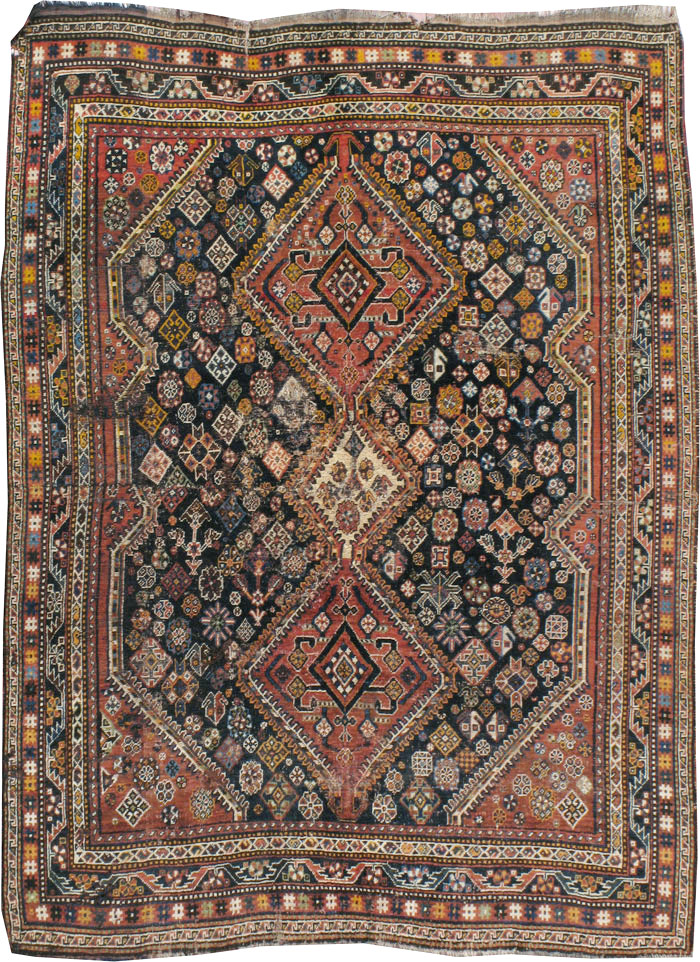 Antique Persian Shiraz Distressed Rug, No.20573 - Galerie Shabab