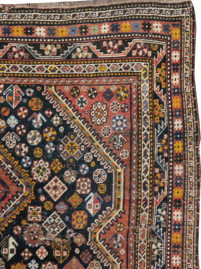 Antique Persian Shiraz Distressed Rug, No.20573 - Galerie Shabab