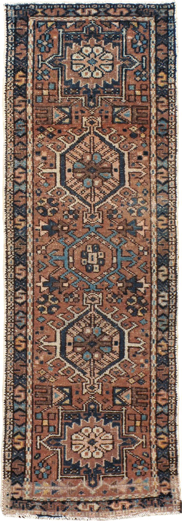 Vintage Persian Karajeh Runner, No.20583 - Galerie Shabab