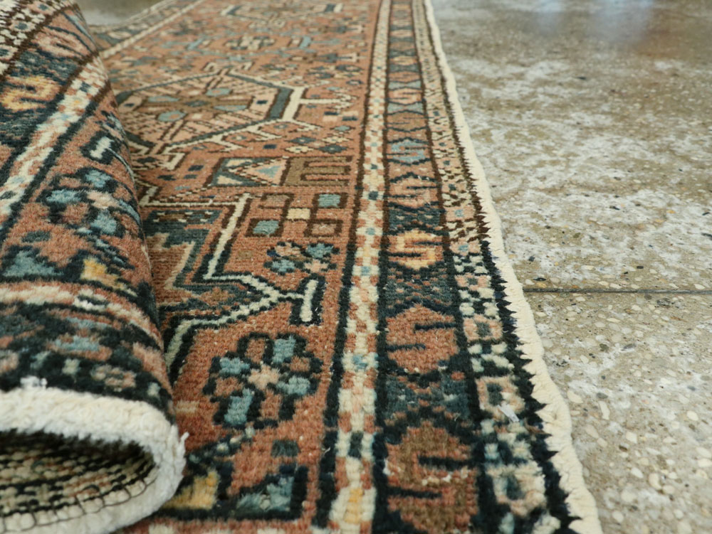 Vintage Persian Karajeh Runner, No.20583 - Galerie Shabab
