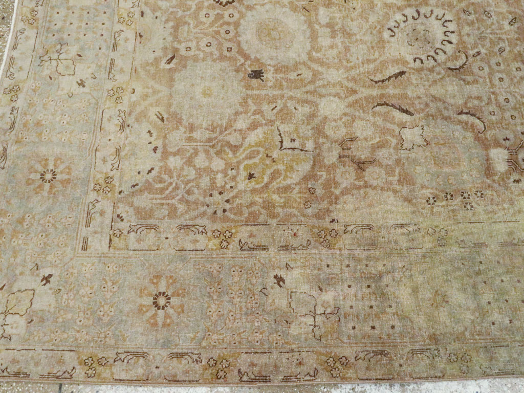 Antique Persian Tabriz Carpet, No.20586 - Galerie Shabab