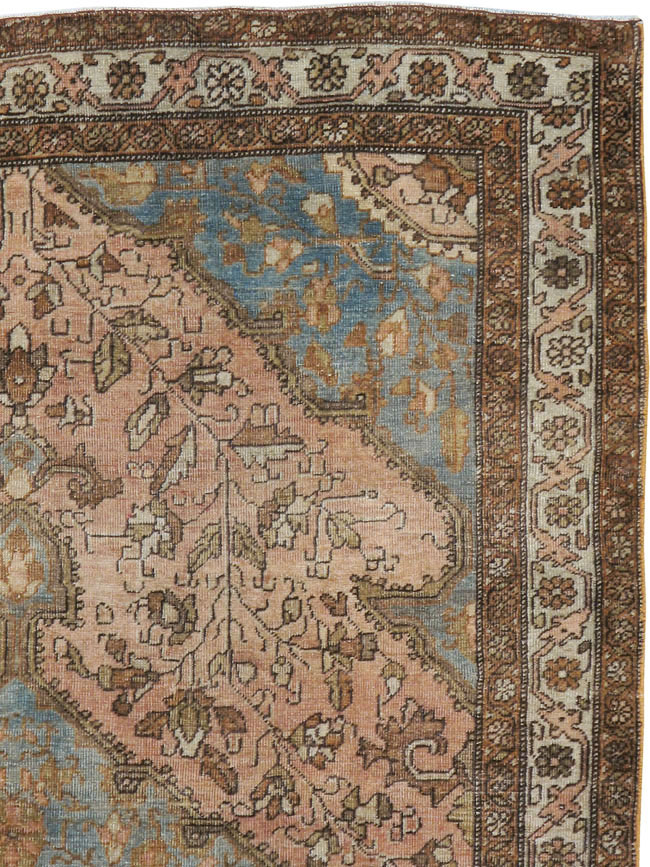 Antique Persian Sarouk Fereghan Rug, No.20623 - Galerie Shabab