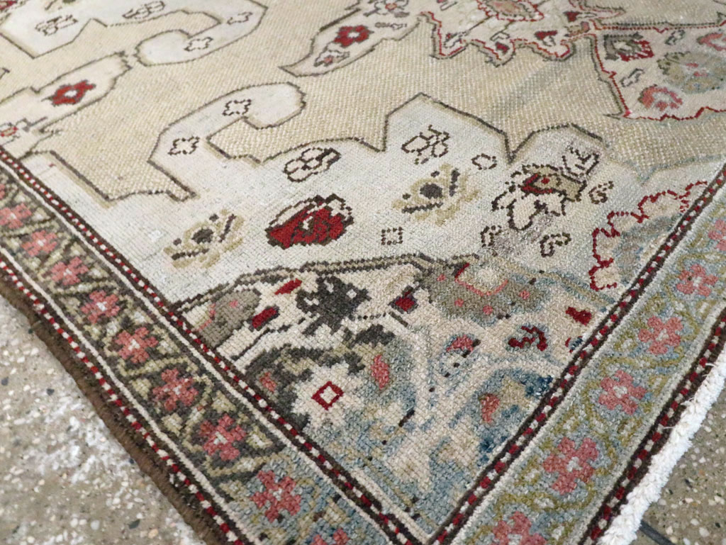 Antique Persian Malayer Rug, No.20636 - Galerie Shabab