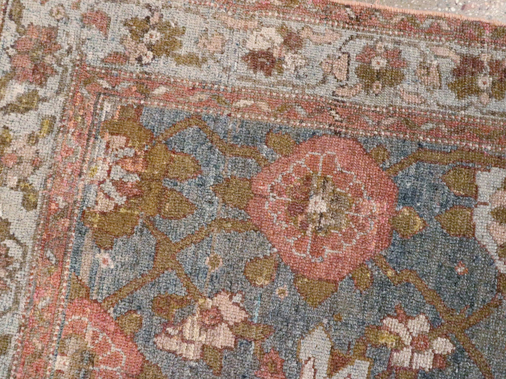 Antique Persian Kurdish Rug, No.20642 - Galerie Shabab