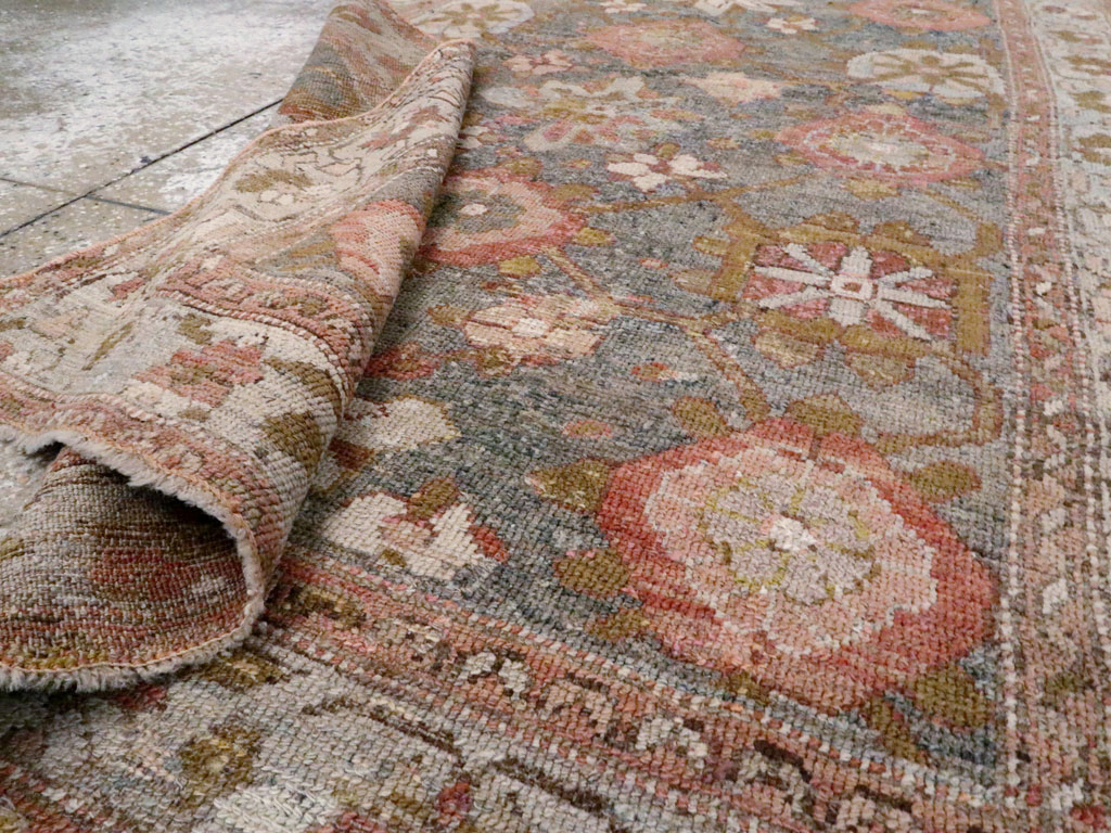 Antique Persian Kurdish Rug, No.20642 - Galerie Shabab