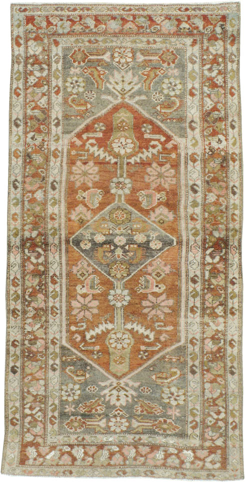 Vintage Persian Malayer Runner, No.20648 - Galerie Shabab