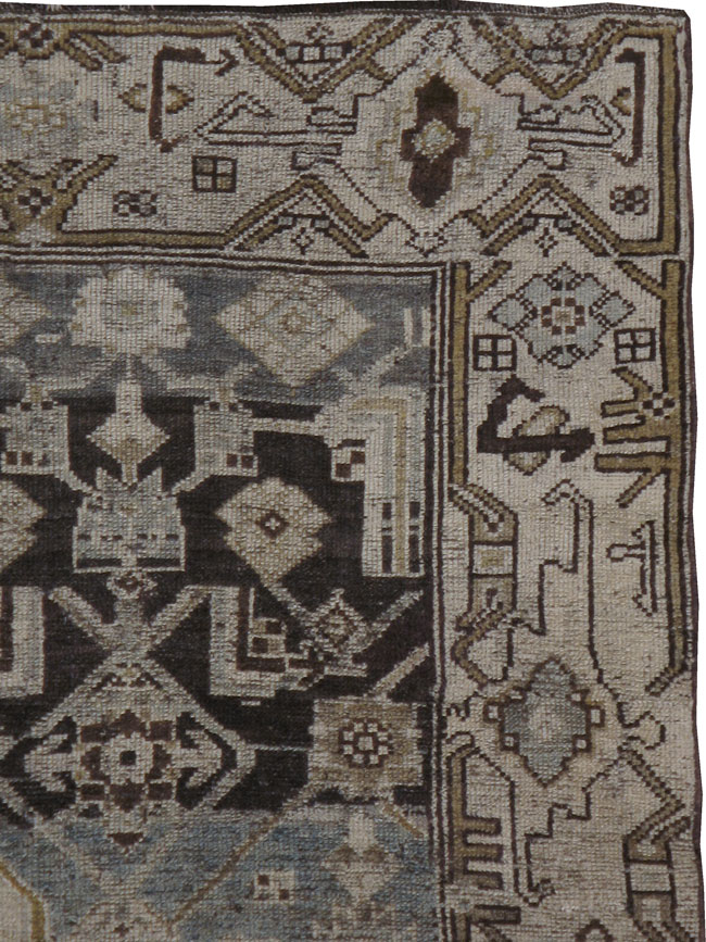 Vintage Persian Kurdish Rug, No.20649 - Galerie Shabab