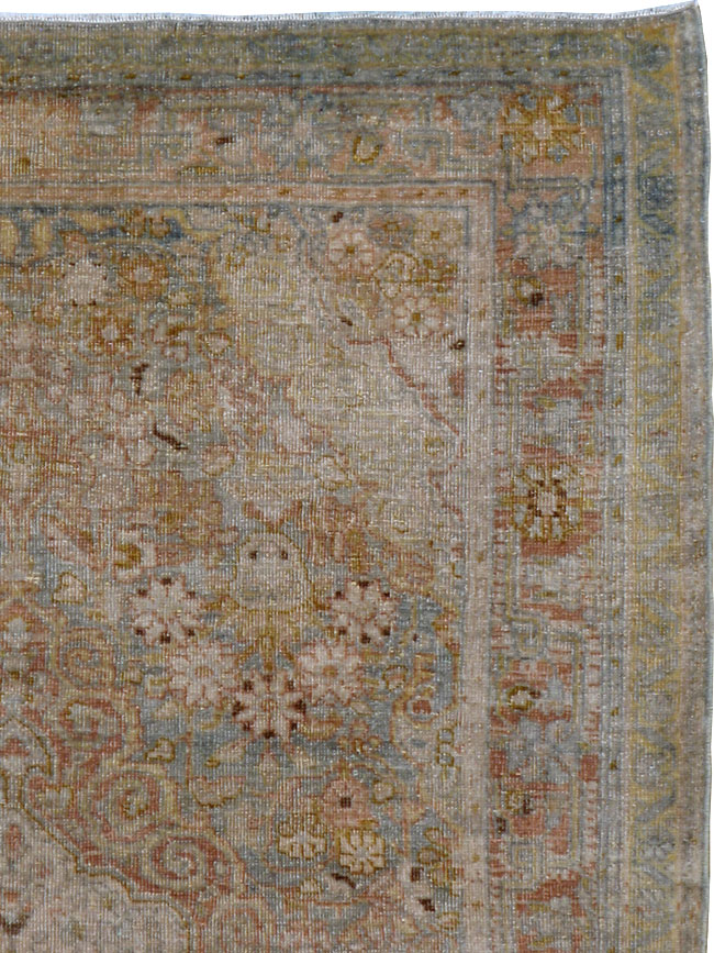 Antique Sarouk Rug, No.20676 - Galerie Shabab