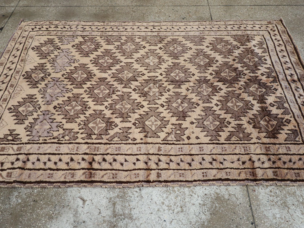 Vintage Persian Baluch Rug, No.20683 - Galerie Shabab