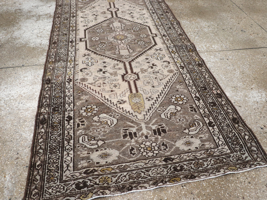 Vintage Persian Malayer Rug, No.20684 - Galerie Shabab