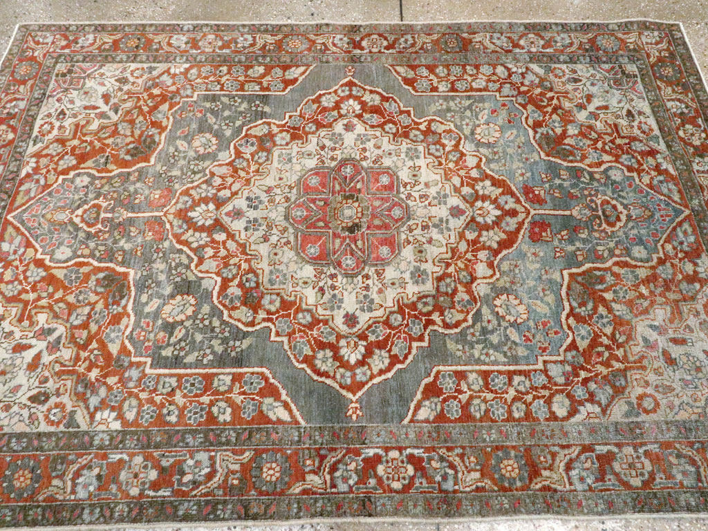 Antique Persian Tabriz Rug, No.20694 - Galerie Shabab