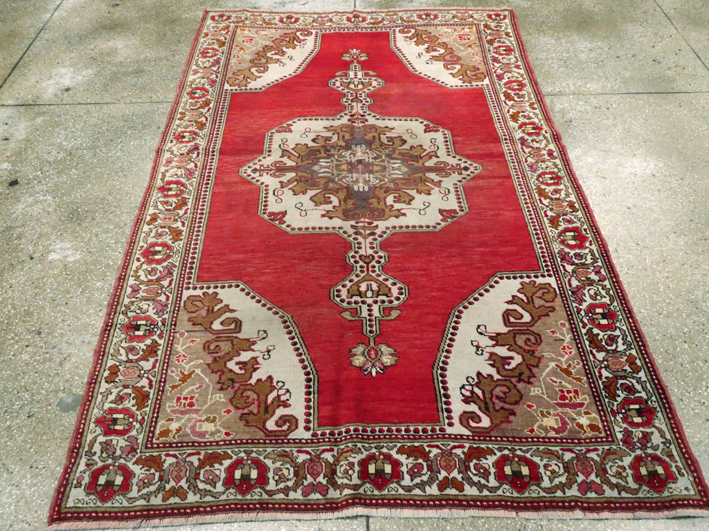 Vintage Turkish Oushak Rug, No.20696 - Galerie Shabab