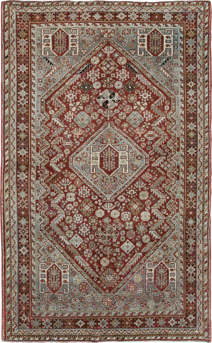 Antique Persian Qashqai Rug, No.20704 - Galerie Shabab
