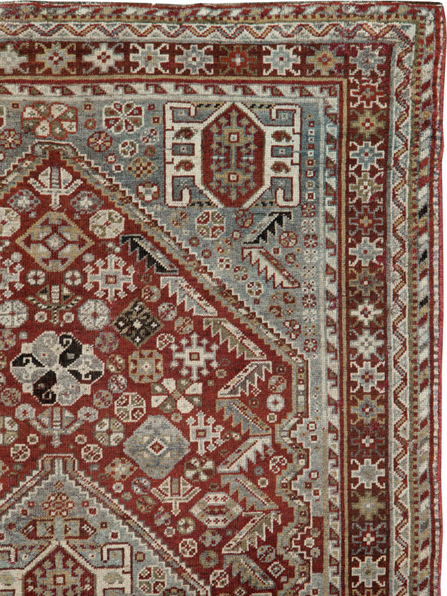 Antique Persian Qashqai Rug, No.20704 - Galerie Shabab