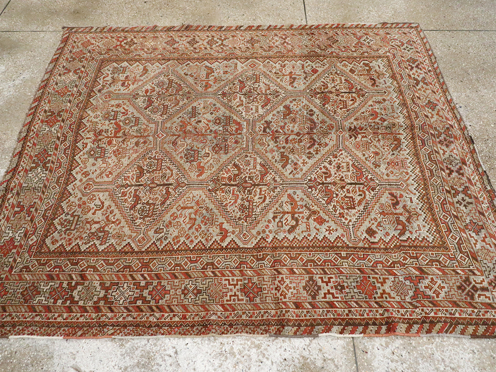 Antique Persian Shiraz Square Rug, No.20706 - Galerie Shabab