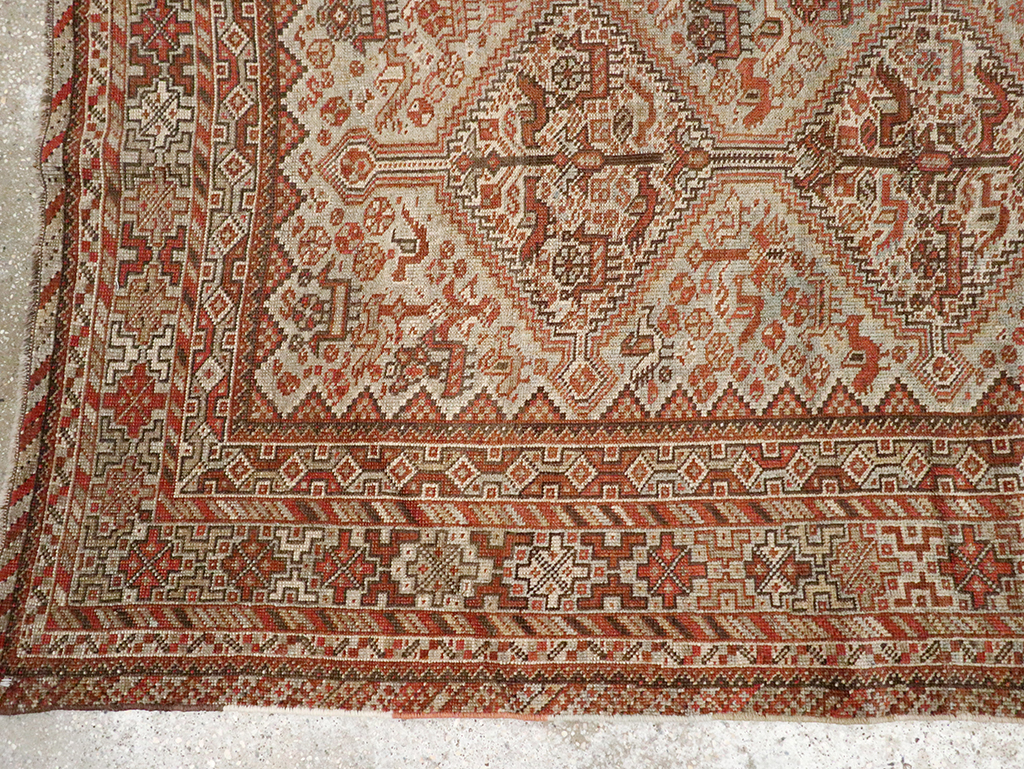 Antique Persian Shiraz Square Rug, No.20706 - Galerie Shabab