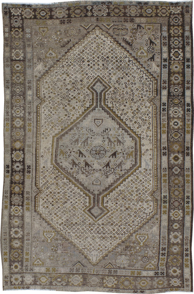 Antique Kurdish Rug, No.20710 - Galerie Shabab