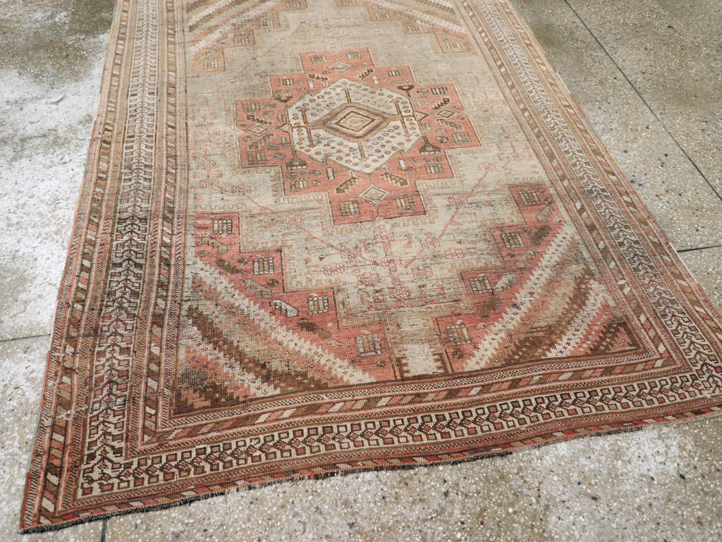 Vintage Persian Afshar Rug, No.20711 - Galerie Shabab