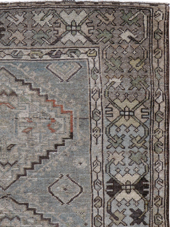 Antique Kurdish Rug, No.20728 - Galerie Shabab