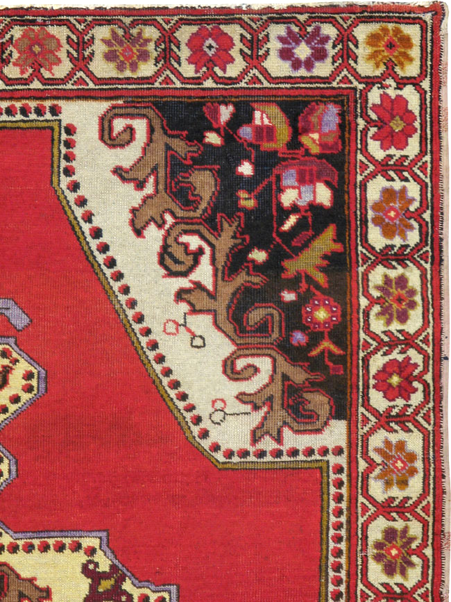 Vintage Turkish Oushak Rug, No.20732 - Galerie Shabab
