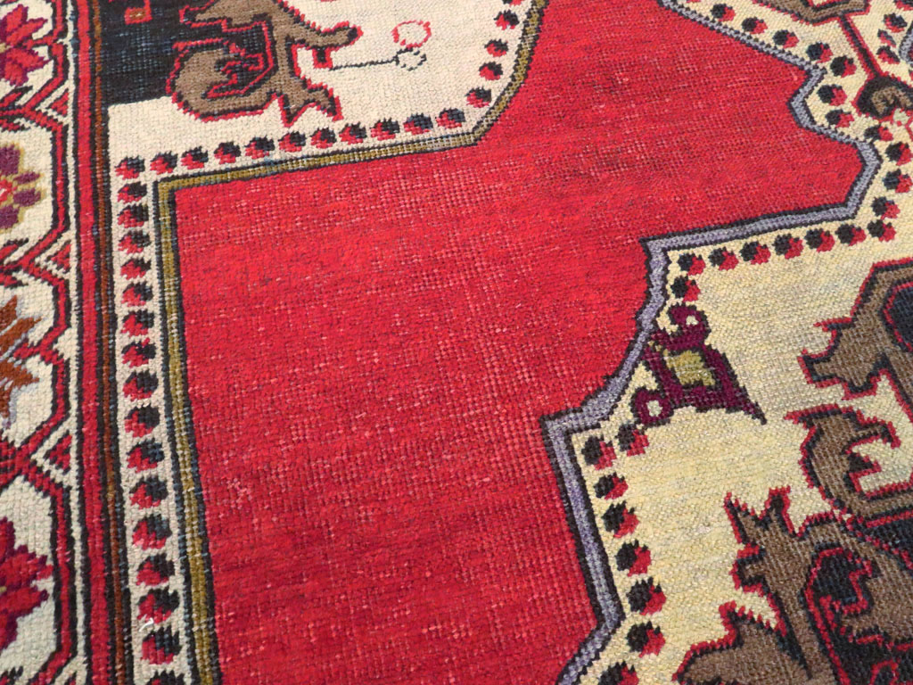 Vintage Turkish Oushak Rug, No.20732 - Galerie Shabab
