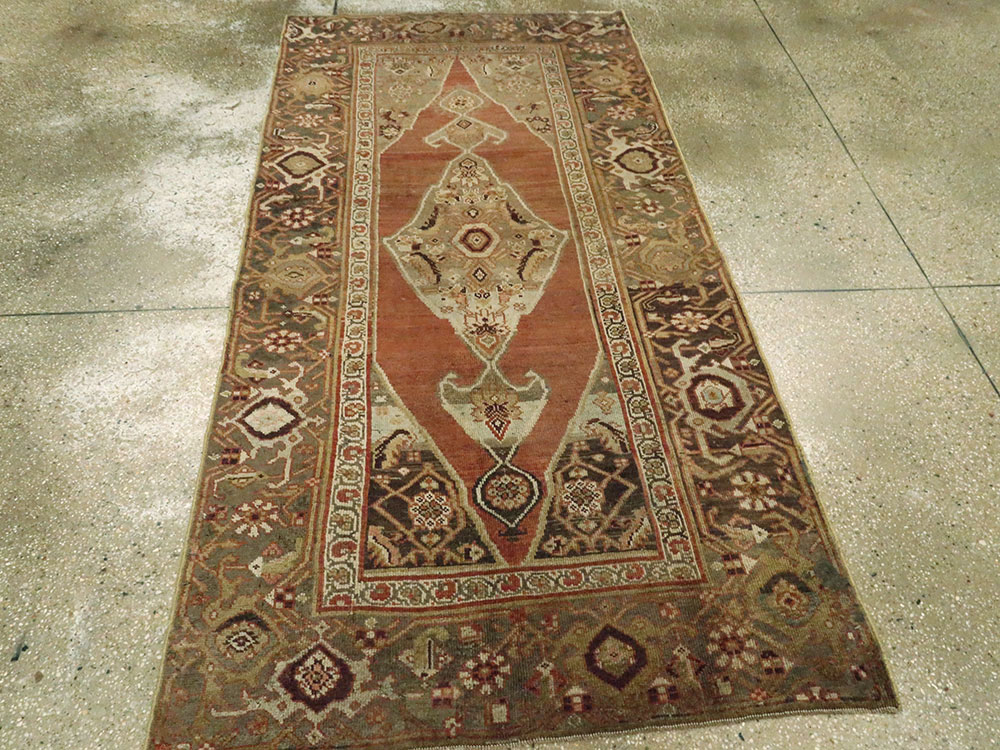 Antique Kurdish Bidjar Rug, No.20734 - Galerie Shabab