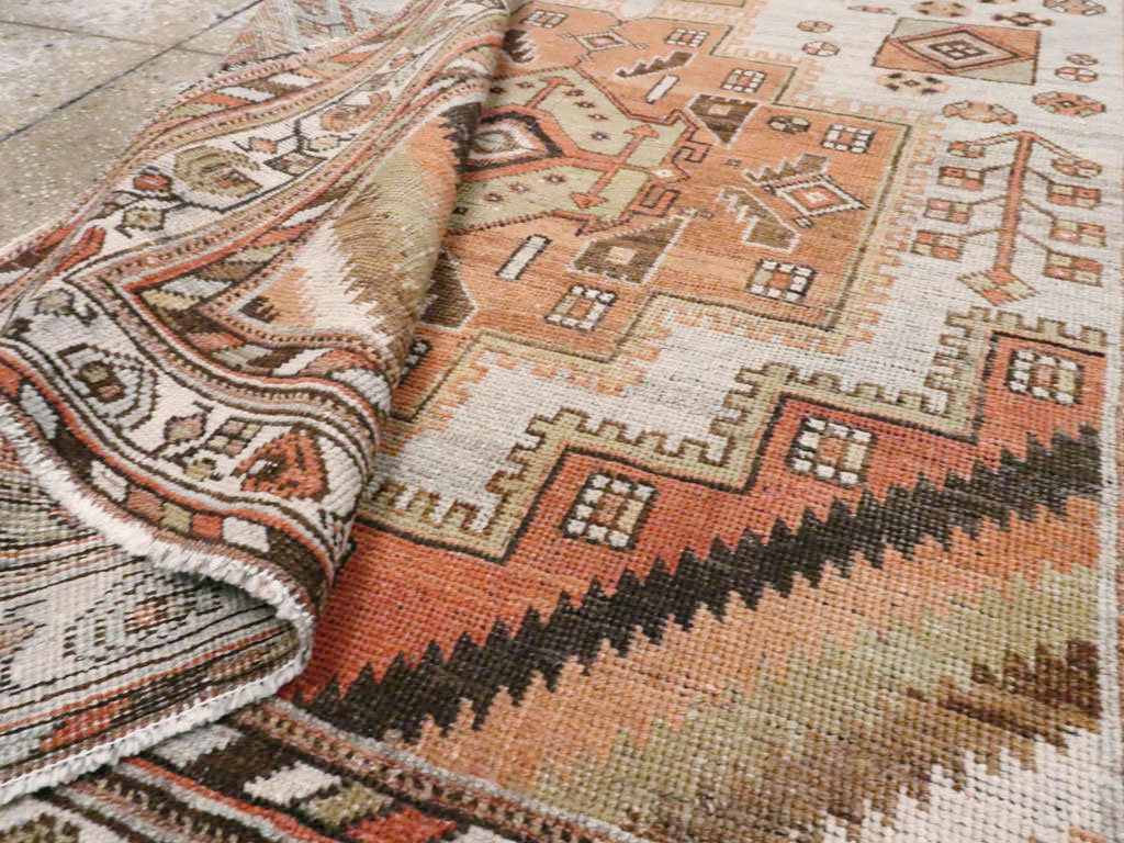 Vintage Persian Afshar Rug, No.20747 - Galerie Shabab