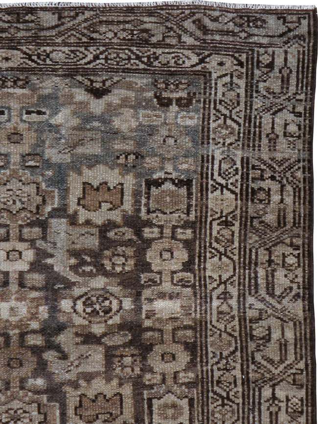 Vintage Persian Kurdish Rug, No.20752 - Galerie Shabab