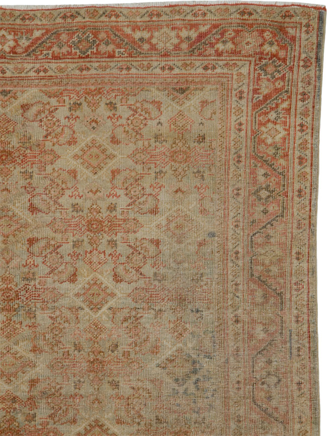 Antique Persian Mahal Distressed Rug, No.20757 - Galerie Shabab