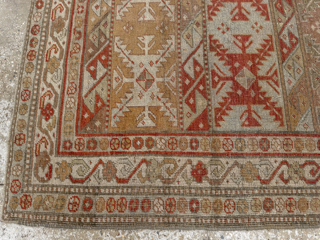 Antique Persian Bidjar Rug, No.20762 - Galerie Shabab