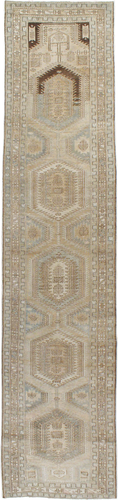 Vintage Persian Heriz Runner, No.20766 - Galerie Shabab