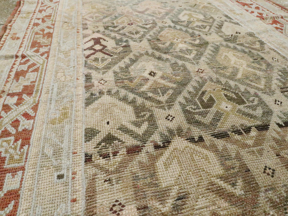 Antique Persian Kurdish Rug, No.20769 - Galerie Shabab